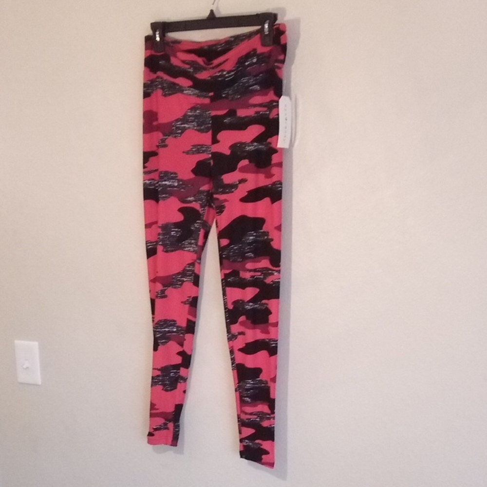 Eye Candy Pink and Black Camo Leggings